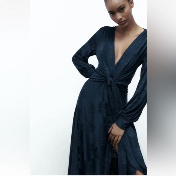 Zara Jacquard long sleeve dress - Picture 3 of 6